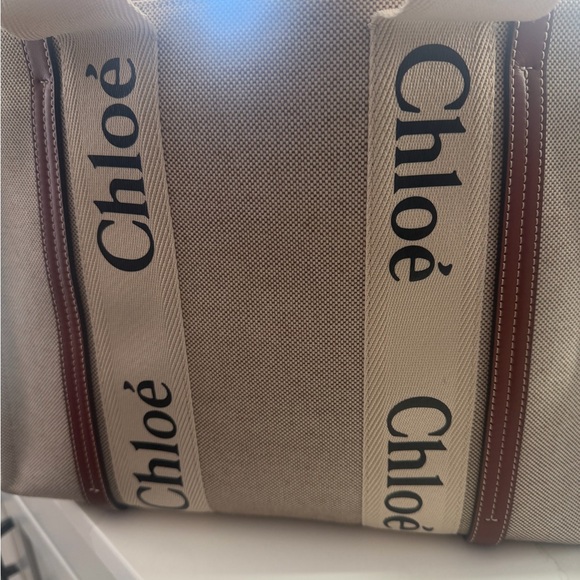 Chloé Tan Canvas Tote with Logo Straps - Picture 3 of 7